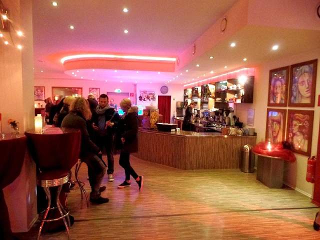 18 etcetera - Zwei mit Charme und Schnauze 08.01.2016